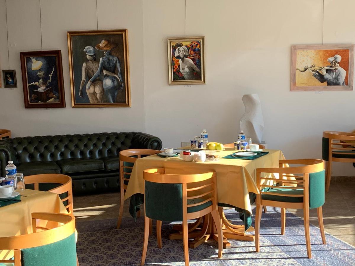 Antik Hotel Sofia Litomyšl Εξωτερικό φωτογραφία